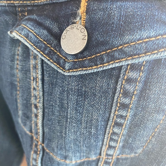 Caslon brand jean jacket, size L. Perfect to wear over sweaters for Fall! - Picture 1 of 5